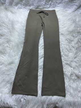 Alo Yoga Sway Bootcut Sweatpant